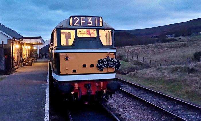 Class 31 diesel at Furnace Sidings